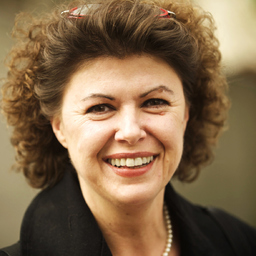 Iris Nahrstedt