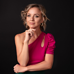 Julia Decker