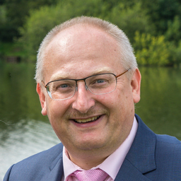 Dr. Tobias Lindenmeir