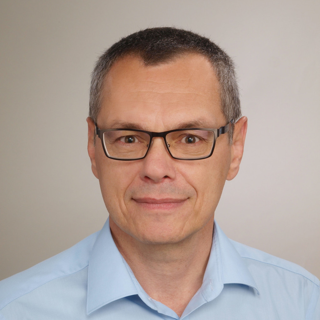 Valentin Hägele Geschäftsführer Hägele data & software UG XING