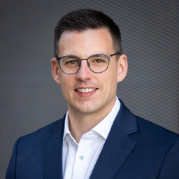 Dr. Kai Muckensturm