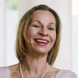 Mag. Sylvie Polz