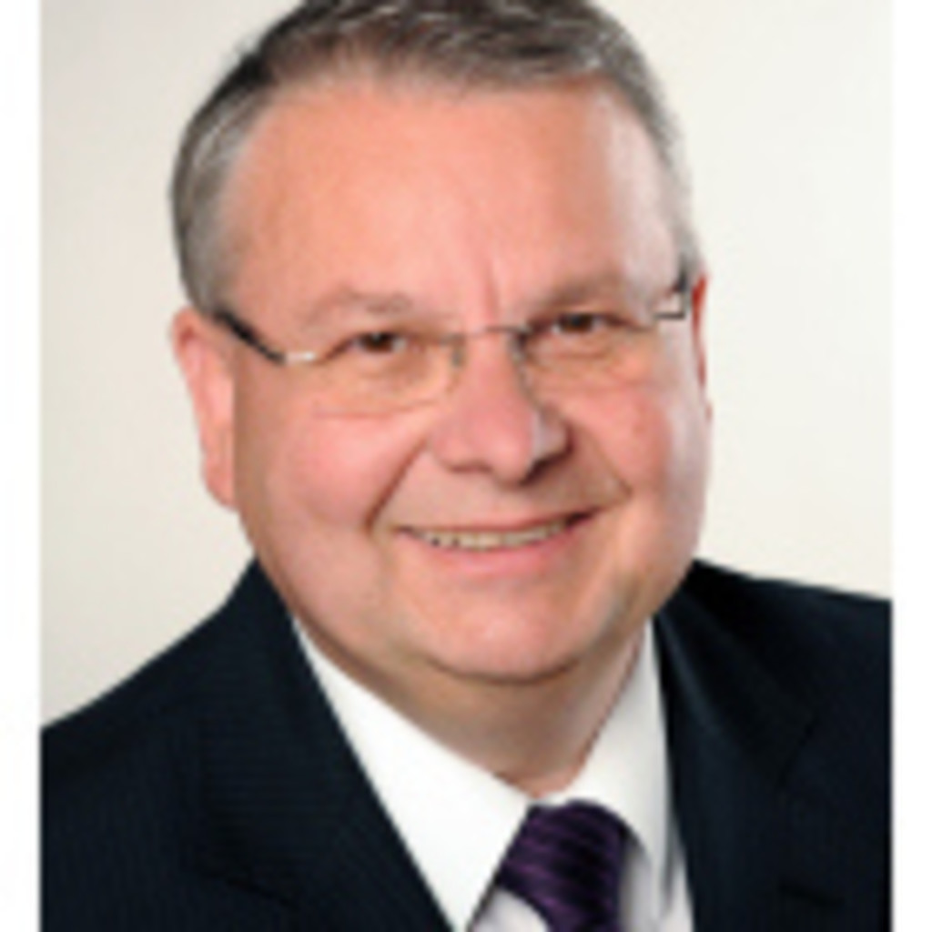 Arnold Johann Geschäftsführer AJE Consulting GmbH & Co. KG XING