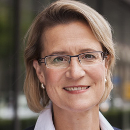Christiane Nal