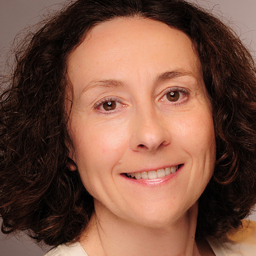 Dr. Klaudia Malowitz