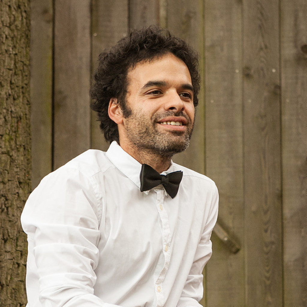 Calogero Scanio Klavierlehrer scola catartis XING