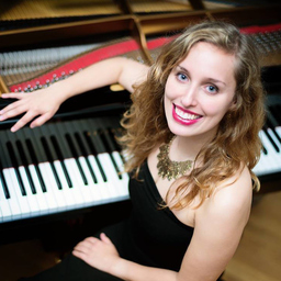Julia Sauer