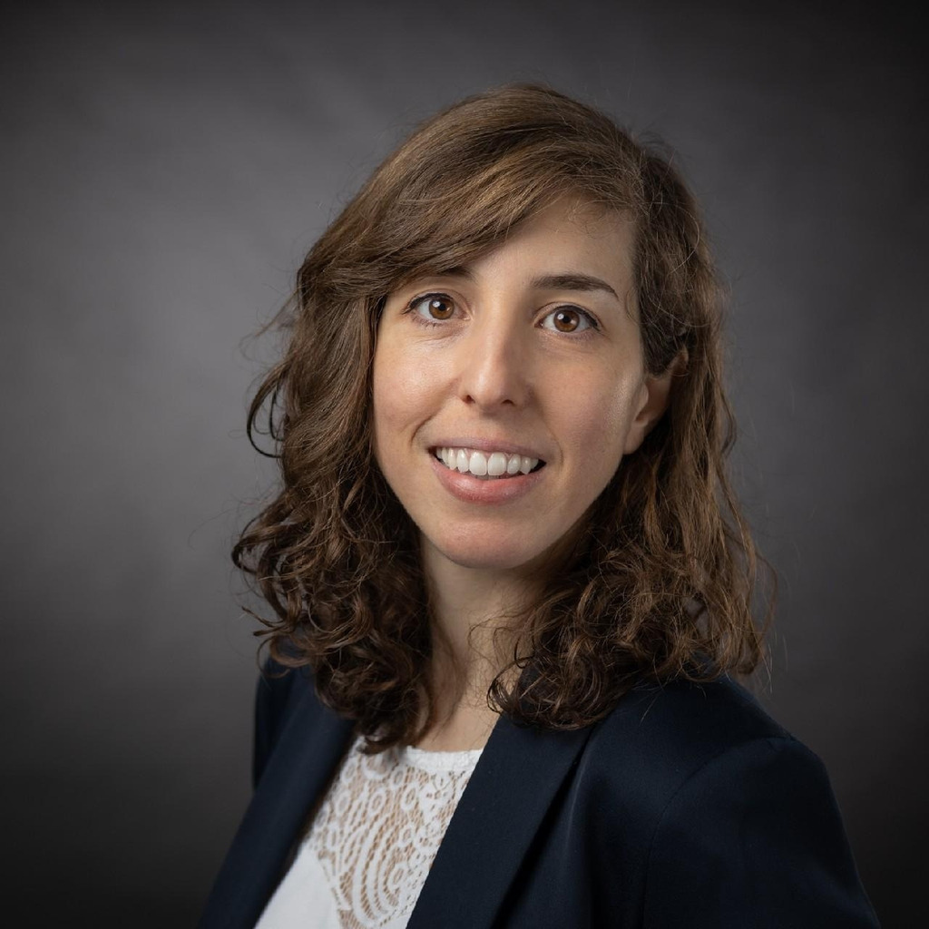 Dr. Esther García Tirado Business Development Manager Pall Biotech