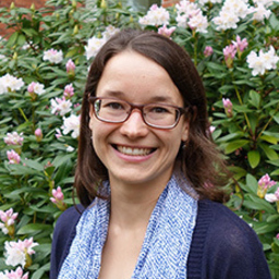 Dr. Henrike Haebel