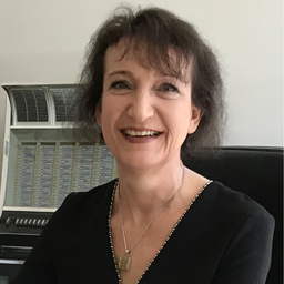 Mag. Daniela Weiss