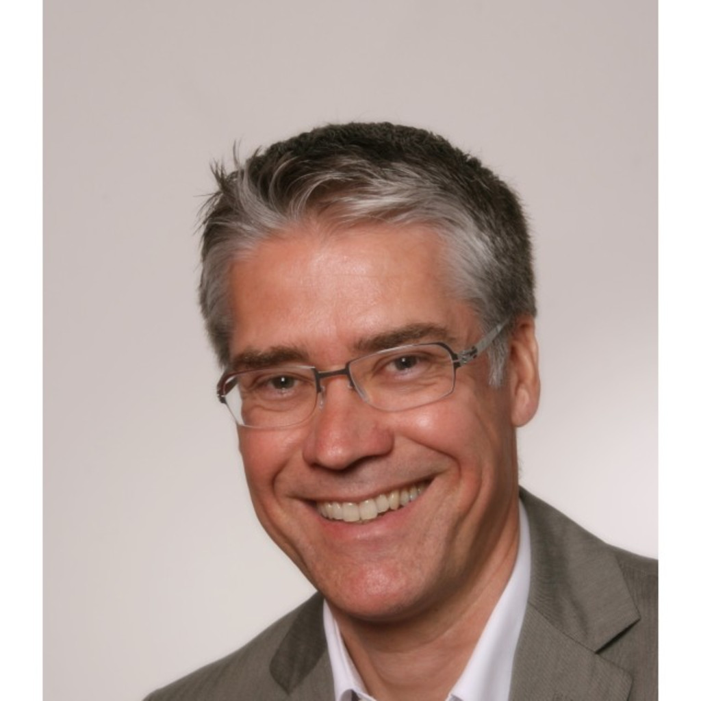 tobias-l-beck-general-manager-sales-dealer-organisation-porsche