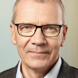 Dr. Michael Brüwer