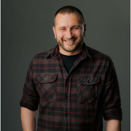 Darko Uzelac-Knauss