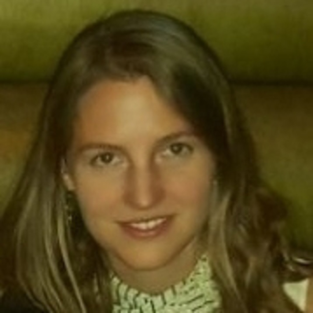 Dr. Anna CoenenStass Associate Director, Clinical Biomarkers