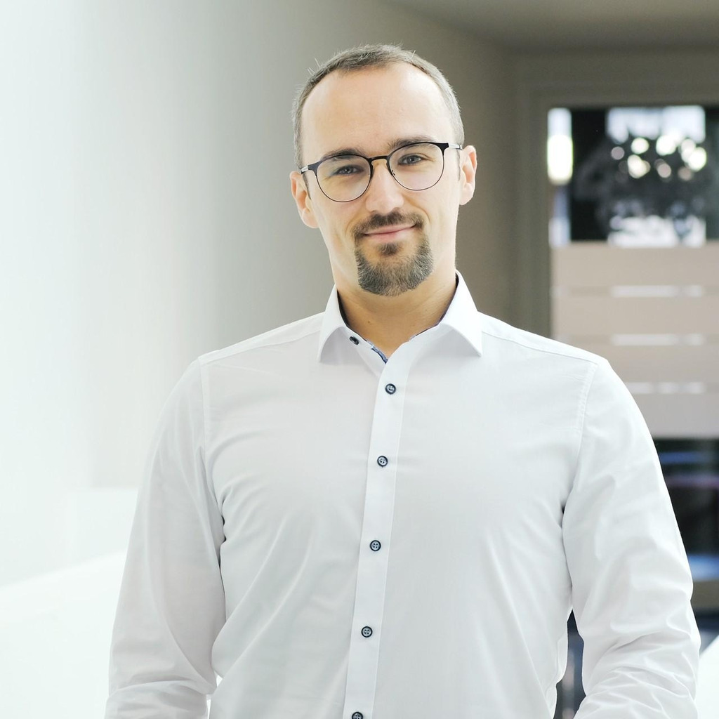 Kai Schaefer Senior Consultant Viada GmbH & Co. KG XING