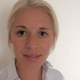 Dr. Evelin Cvija