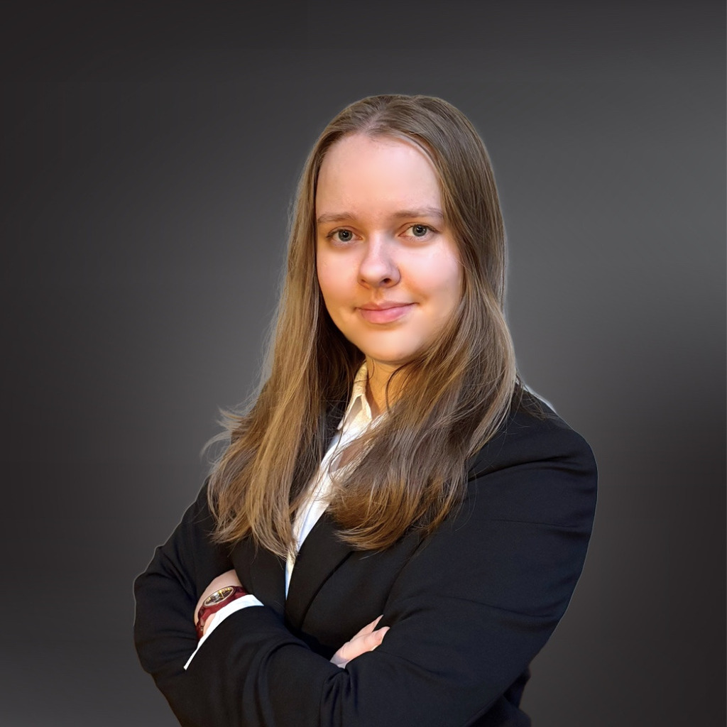 Julia Shapiro Gebietsverkaufsleiter Süd PIPE BENDING SYSTEMS GmbH