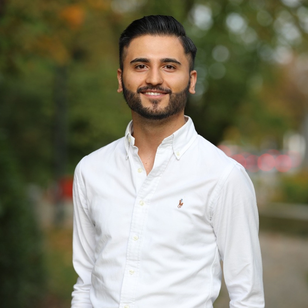 Massi Rasuli Mitarbeiter Vertriebsinnendienst Ströer Gruppe XING