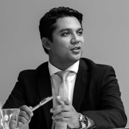 Dr. Álvaro E. Bustos