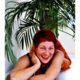 Manuela Schwenk