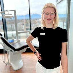 Anna Kummert
