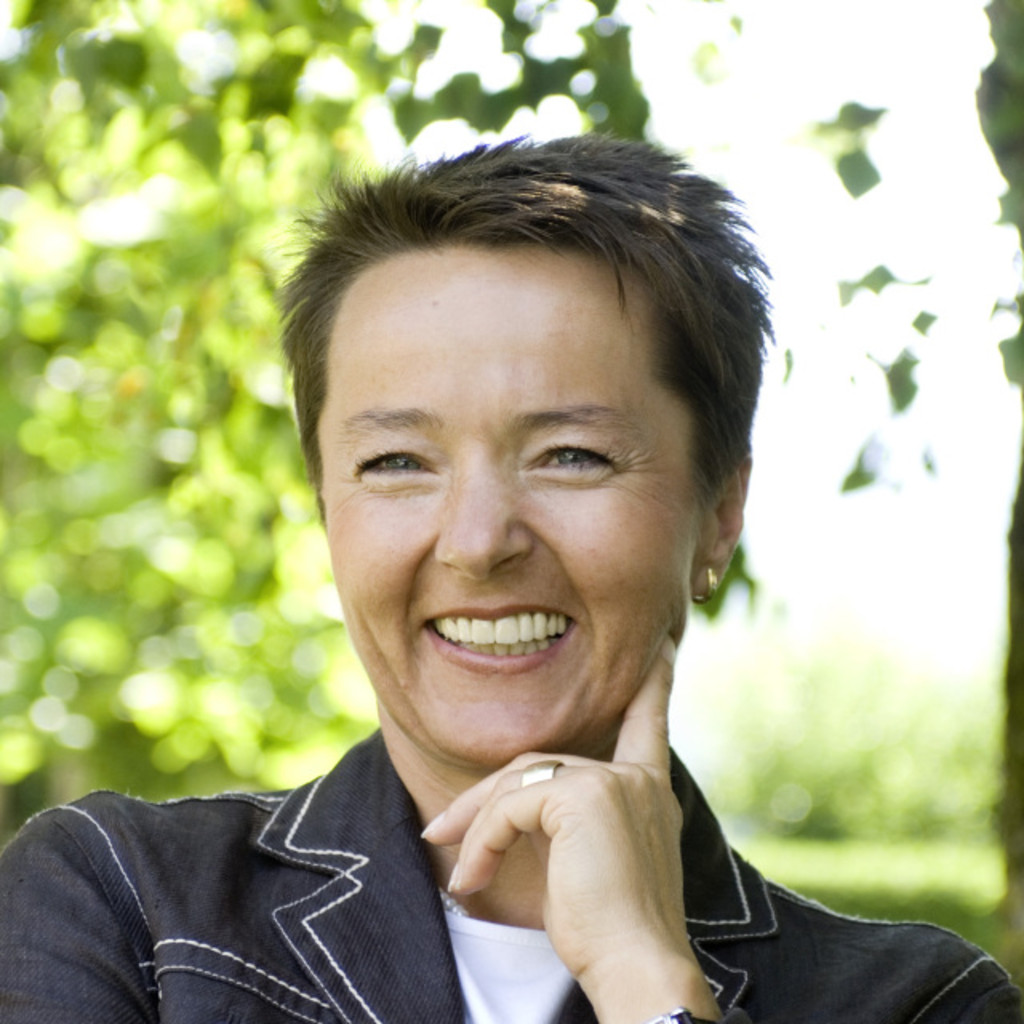 Betina Straßer Pflegedirektorin Stellvertretung Landeskrankenhaus