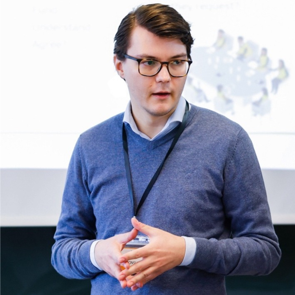 Anton Br. Project Manager DHL Consulting XING