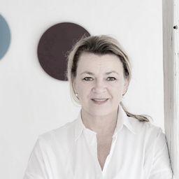 Nina Uhde
