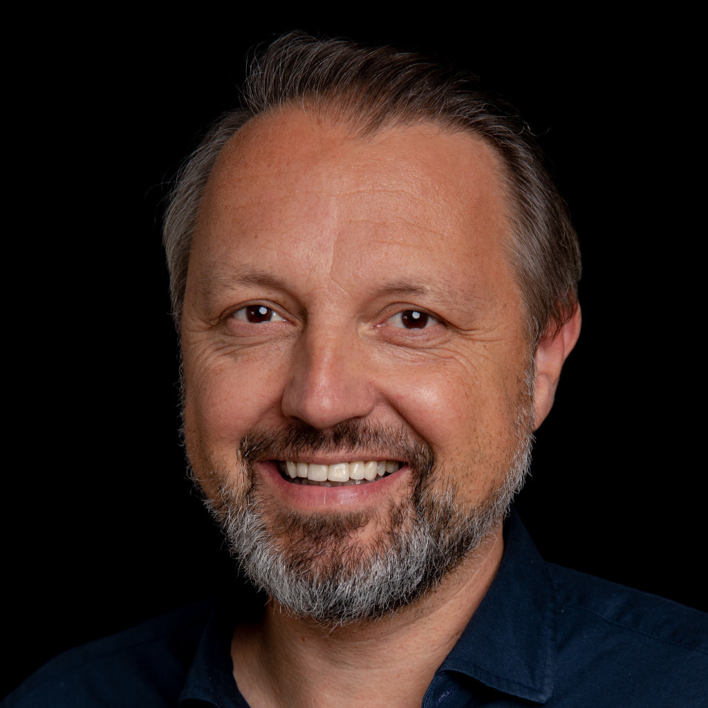 Henning Otto Managing Partner, Creative Director EIGA Design XING