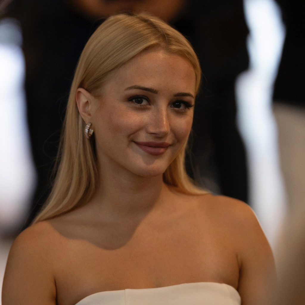 Anna Hafner - Unternehmer - Sundrest | XING