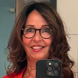 Nadja Schiller