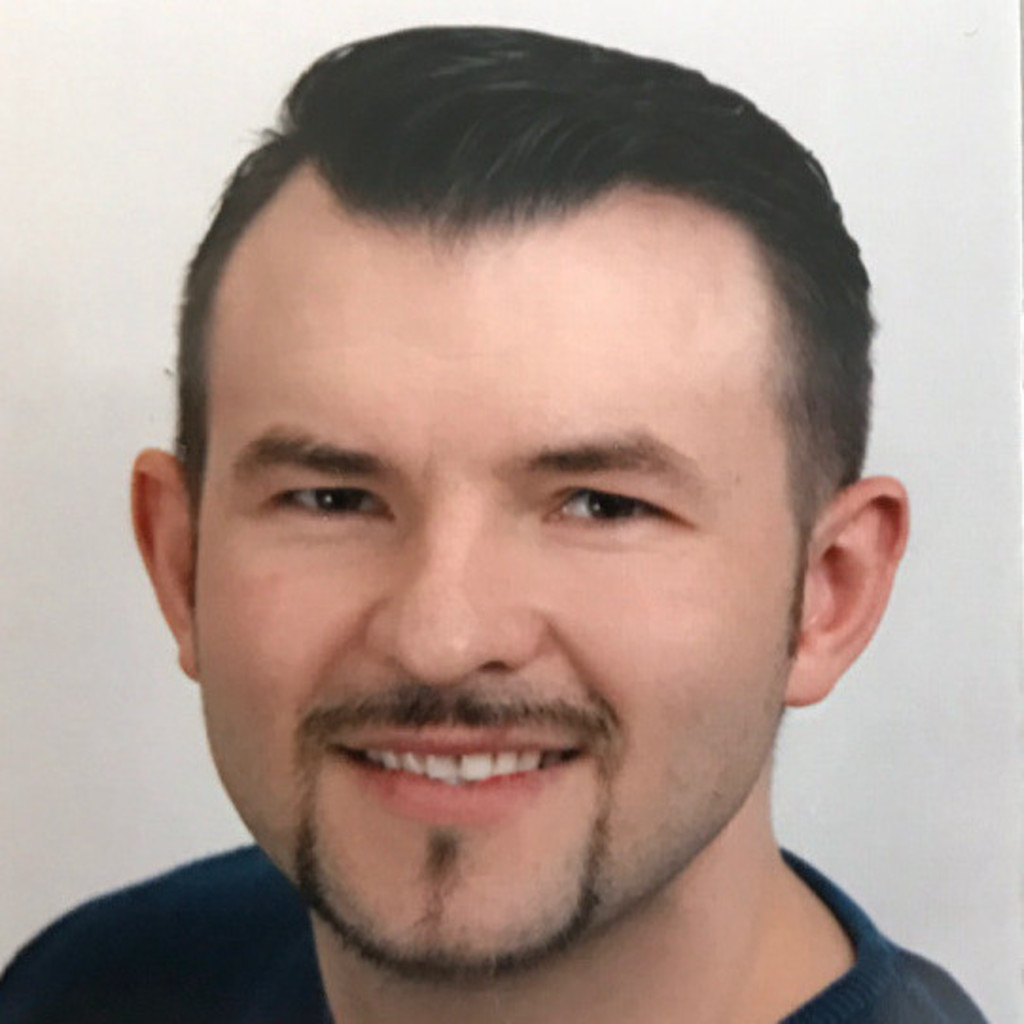 Heinrich Wiens Product Manager myHolidaySearch XING