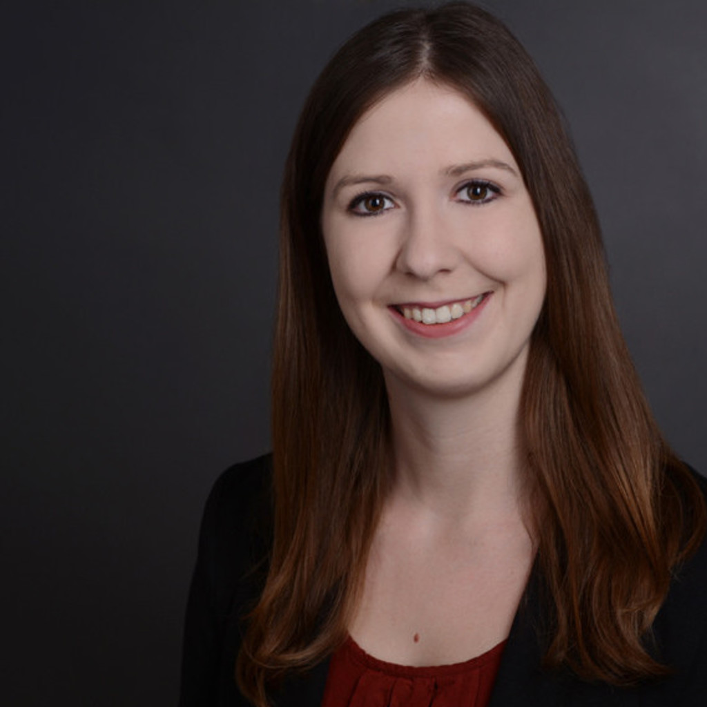 Bettina Ziegler Controllerin Driescher Energy Solutions GmbH XING