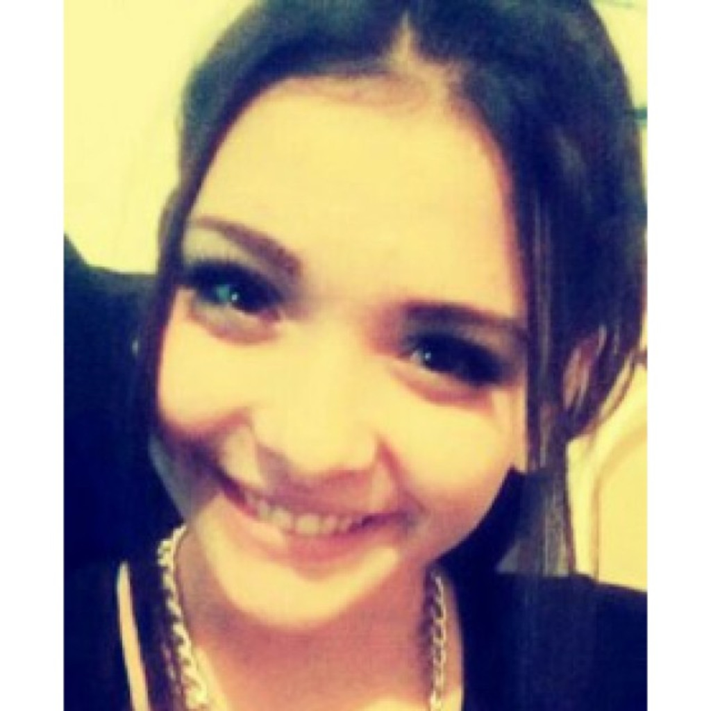 Sanja Stevanovic Angestellte Fachschule für wirtschaftliche Berufe