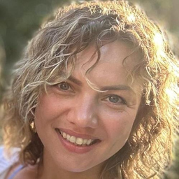 Julia Löwe