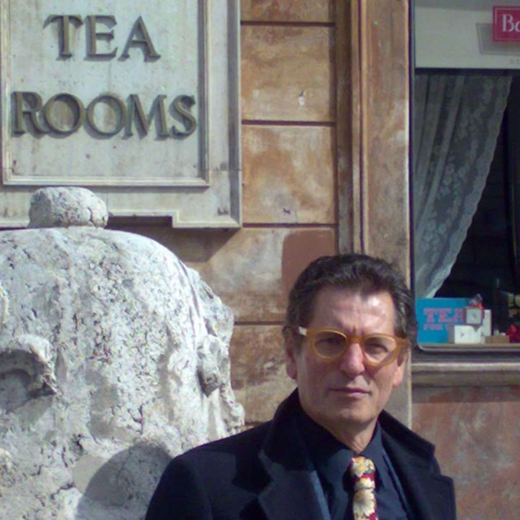 Giuseppe De Pietro Editor, Journalist, Photographer personalities