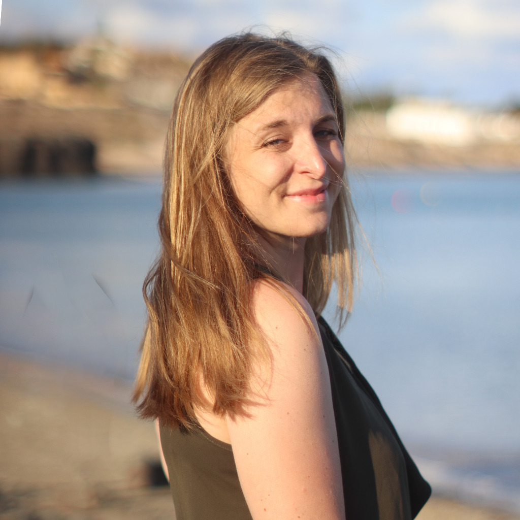 Viktoria Dalarosa Amaral UX Designer CareerFoundry XING Viktoria Dalarosa Amaral UX Designer CareerFoundry XING