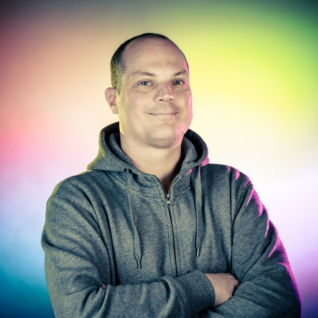 Sebastian Sachse Ja. Der Dude für alles halt, ne? duskworld XING