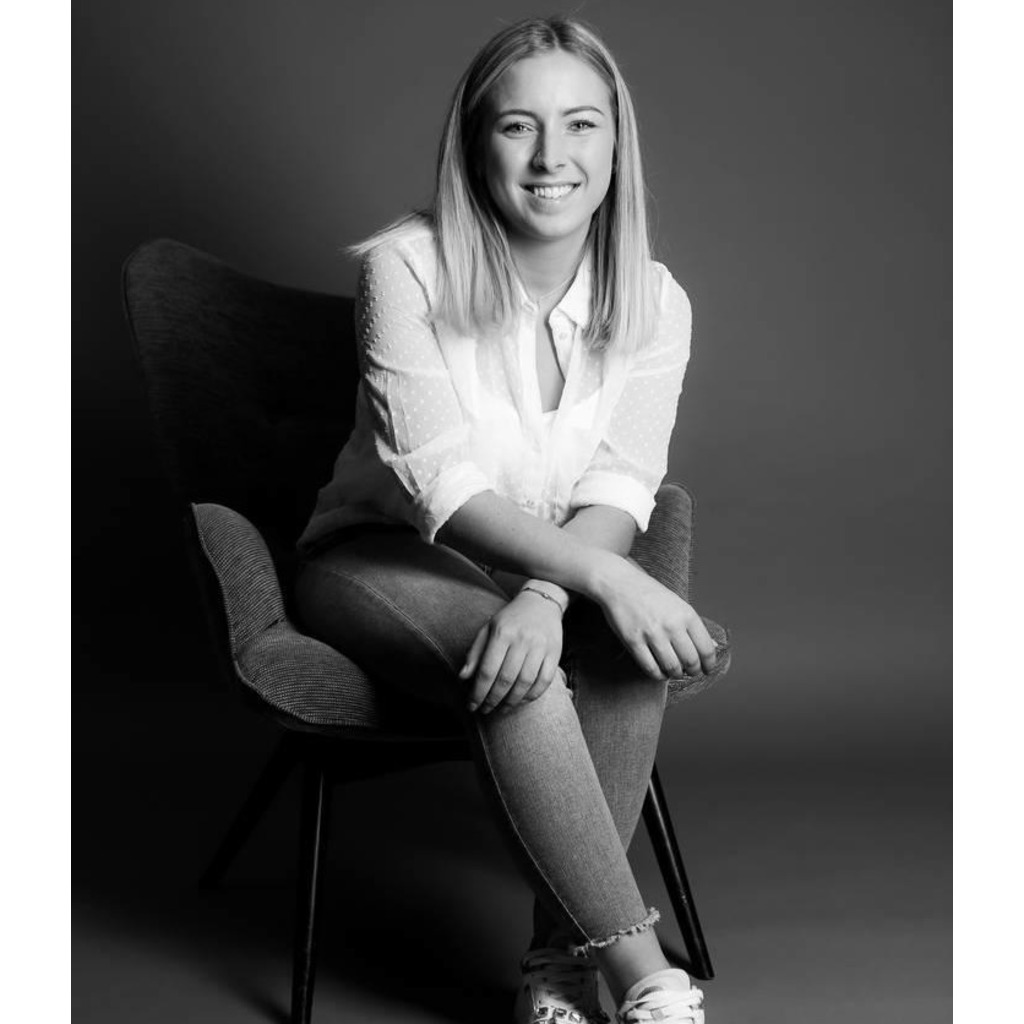 Viola Hesse Serviceberaterin VR Bank XING