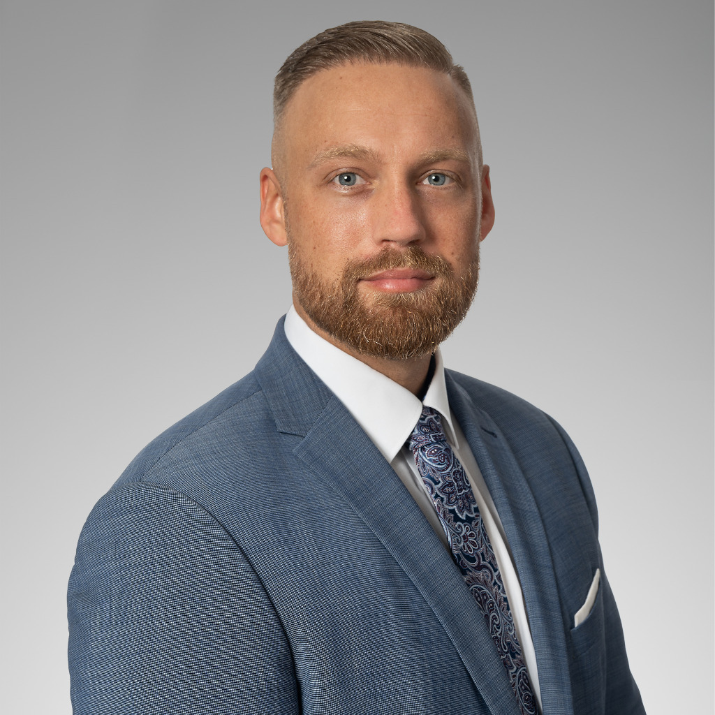 Benjamin Friedel Portfolio Manager DEMIRE Deutsche Mittelstand Real Estate AG XING Benjamin Friedel Portfolio Manager DEMIRE Deutsche Mittelstand Real Estate AG XING