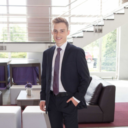 Oliver Grundmann