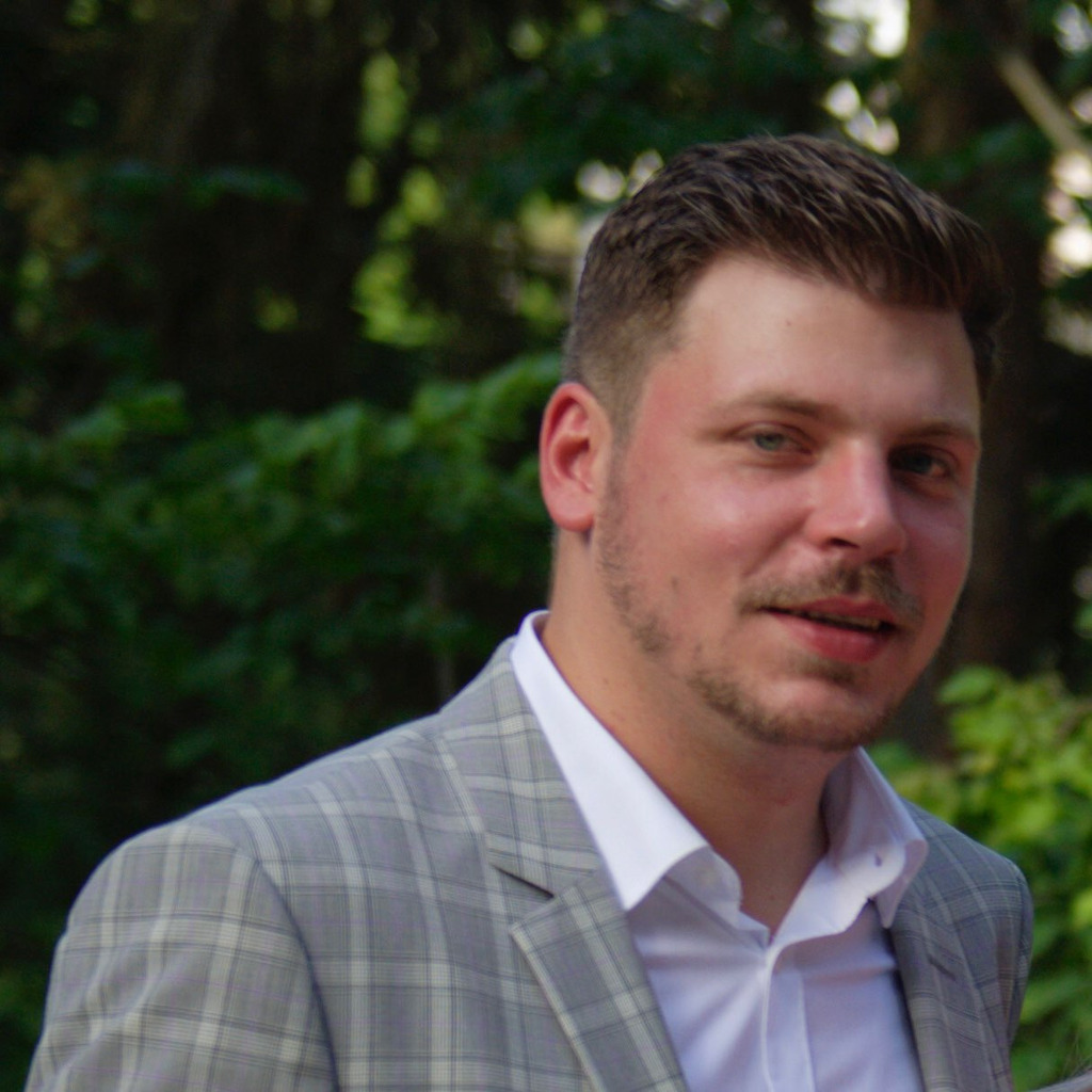 Jens Dölker Versandmitarbeiter Gottlieb Binder GmbH & Co. KG XING