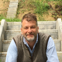 Bernd Schlenker