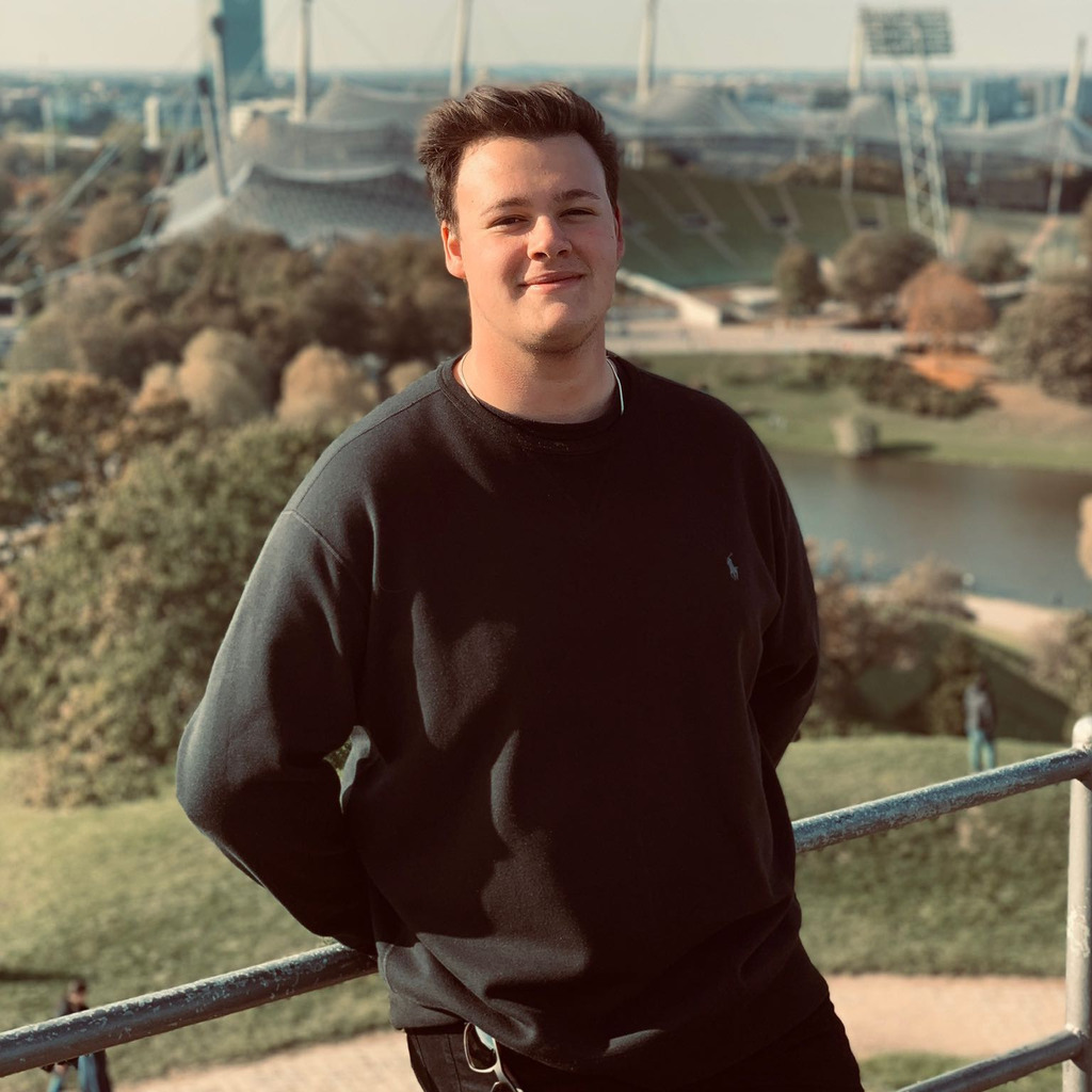 Bastian Zaharia Auszubildender Münchner Künstlerhaus XING