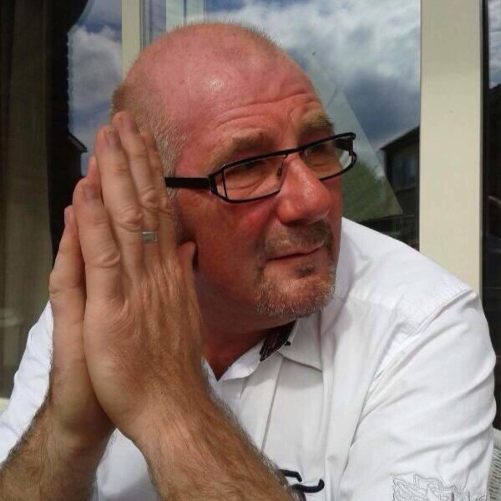 Hans Wolters Künstler Privat XING