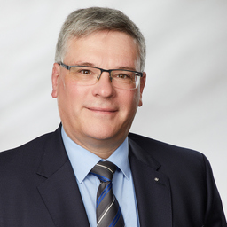 Dipl.-Ing. Michael Freiherr v. Streit