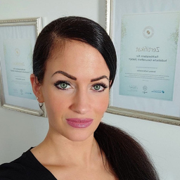 Verena Helfensteller