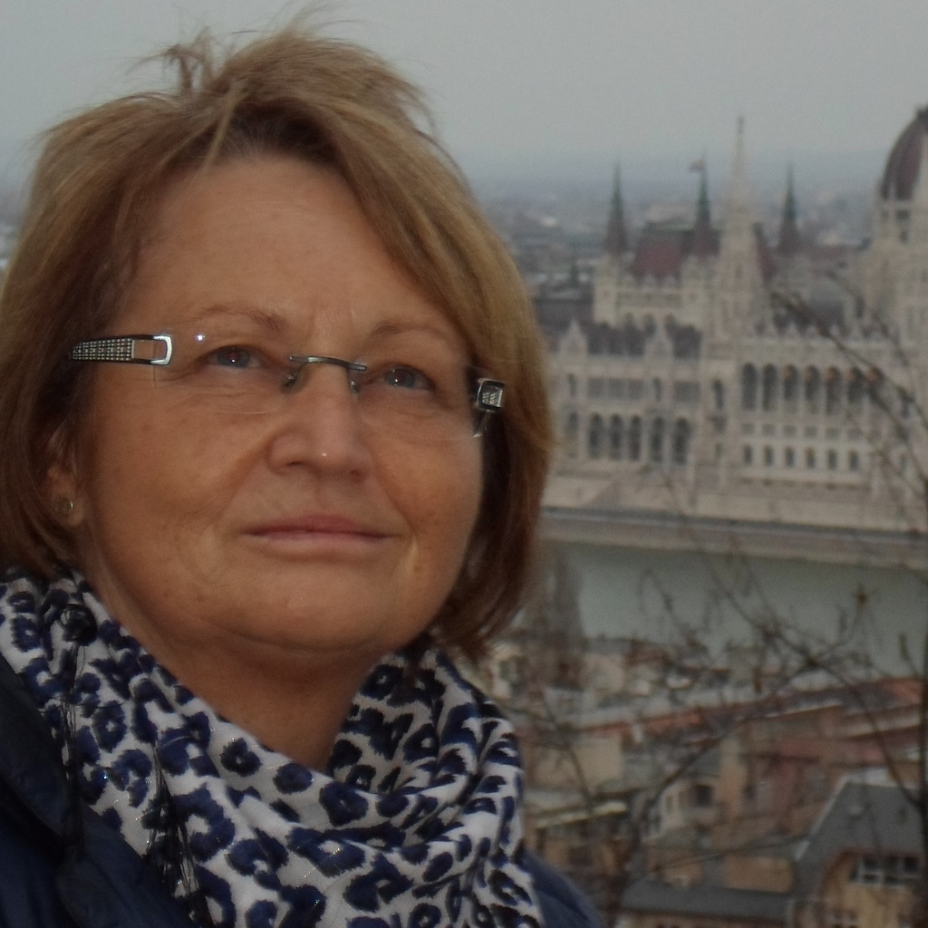 Petra Viertel Ruheständlerin ViP Home XING