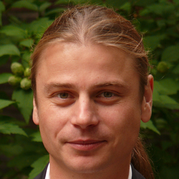 Dirk Radomski