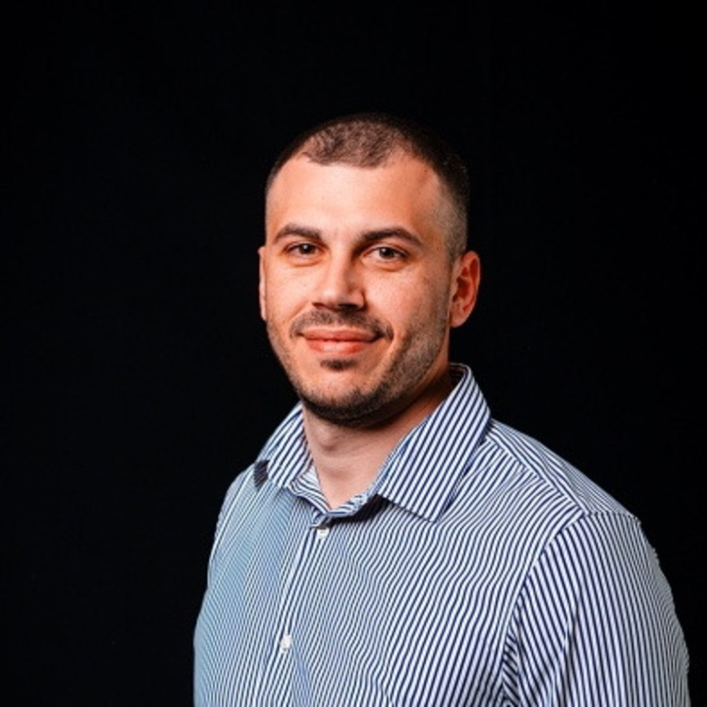 Aleksandar Andonov Fullstack Engineer SINOVO business solutions